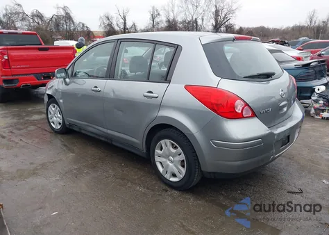 2011 Nissan Versa 1.8S из США, поврежденный, VIN 3N1BC1CP0BL477003